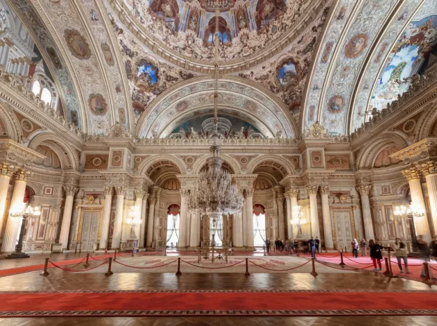 Dolmabahçe Palace