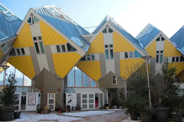Kijk-Kubus Museum-house