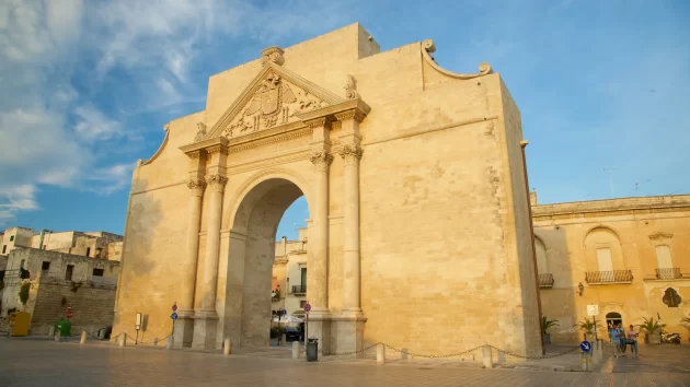Porta Napoli