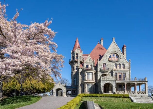 Craigdarroch Castle
