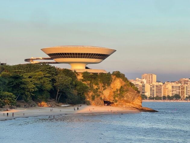 Museu de Arte Contemporânea de Niterói