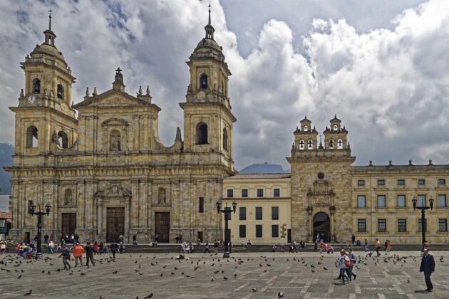 Plaza de Bolívar