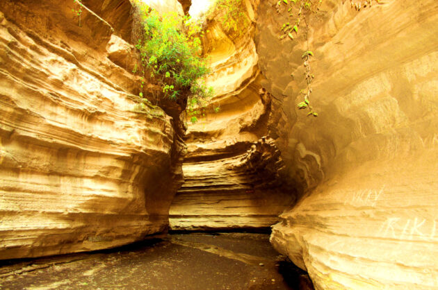 Hell's Gate National Park
