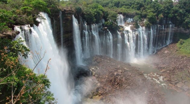 Kalandula Falls