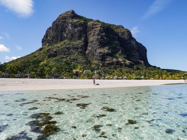 Le Morne Beach