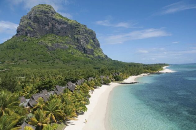 Le Morne Beach