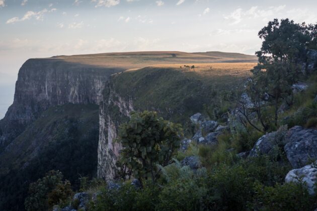 Tundavala Gap