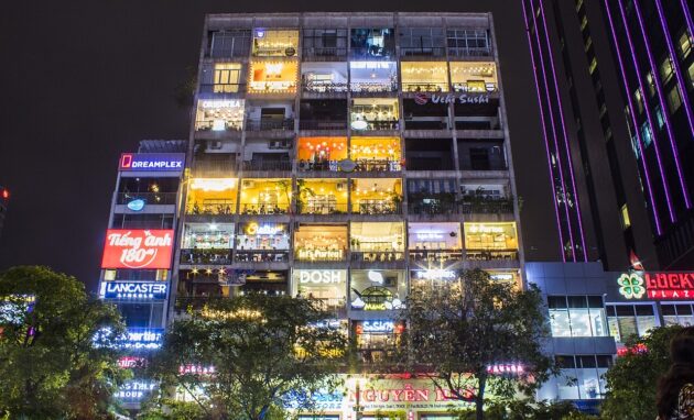 Cafe Apartments