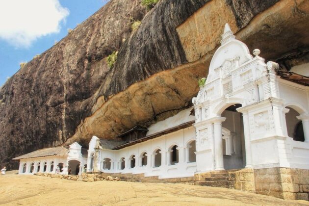 Dambulla Cave Temples