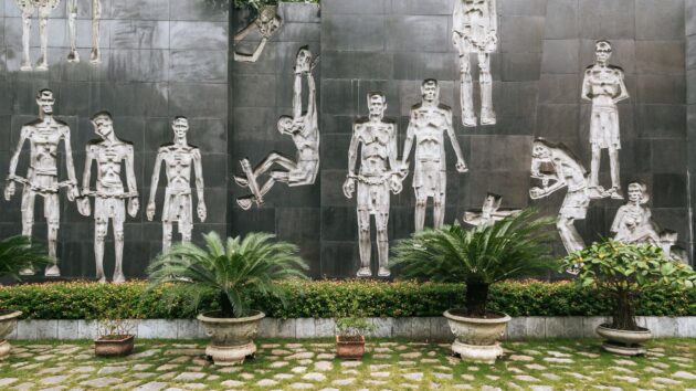 Hoa Lo Prison Museum