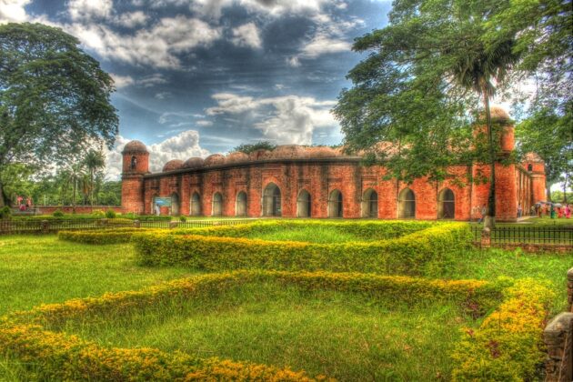 Sixty Dome Mosque
