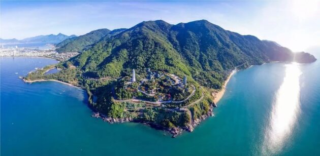 Son Tra Peninsula