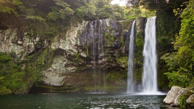 Cheonjeyeon Waterfall