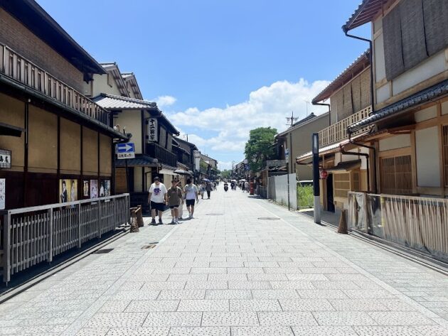 Hanami-koji