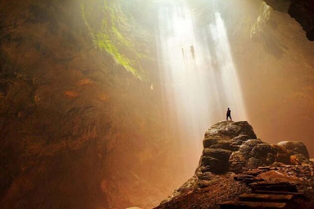 Jomblang Cave