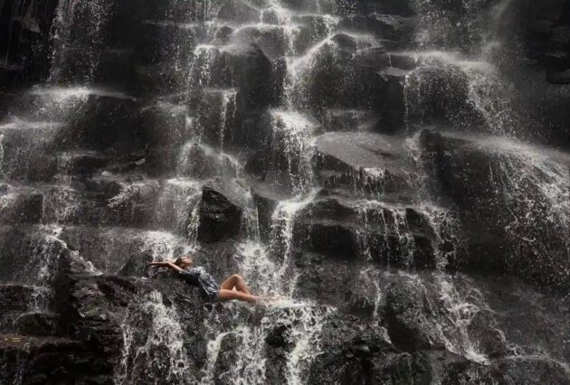 Kanto Lampo Waterfall