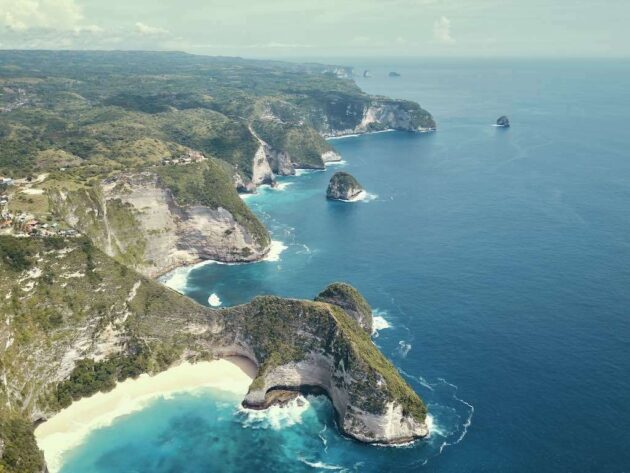 Kelingking Beach