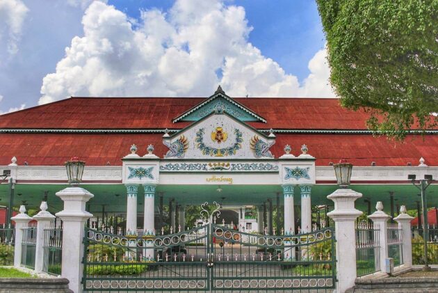 Keraton Ngayogyakarta Hadiningrat