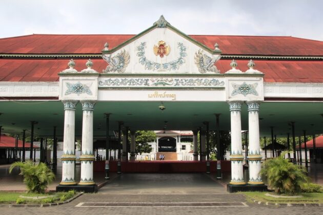 Keraton Ngayogyakarta Hadiningrat