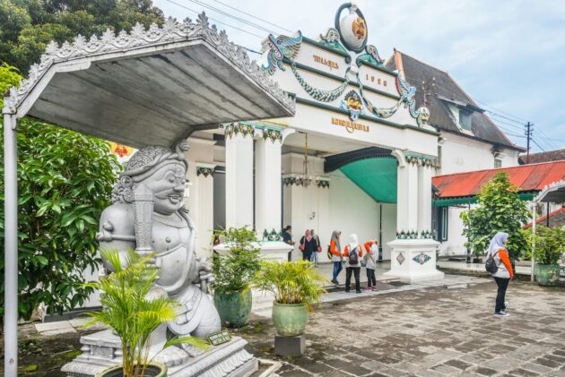 Keraton Ngayogyakarta Hadiningrat
