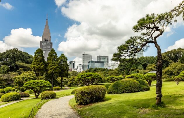 Shinjuku Gyoen National Garden