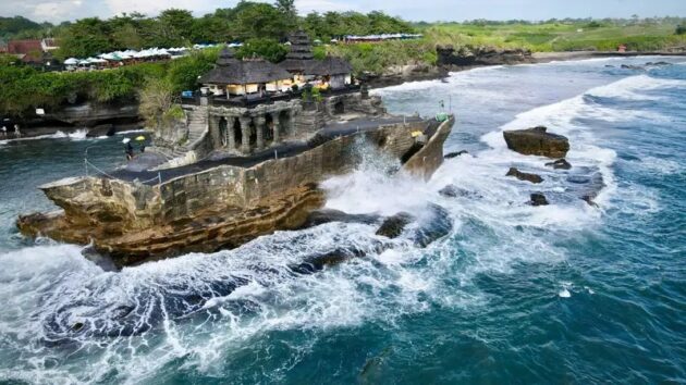 Tanah Lot