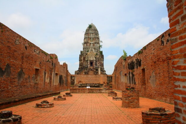 Wat Ratchaburana
