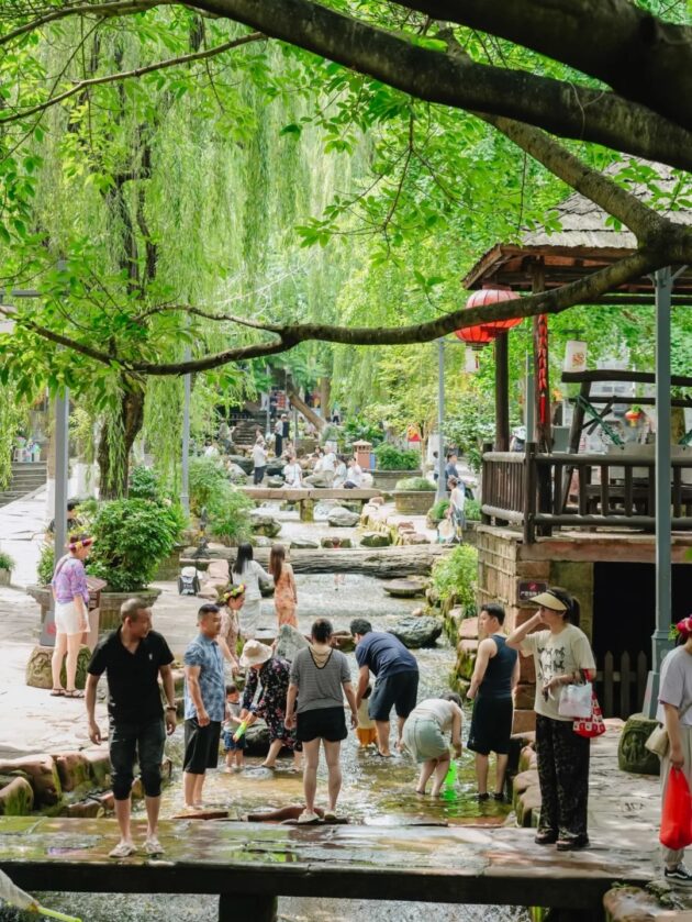 Huanglongxi Ancient Town