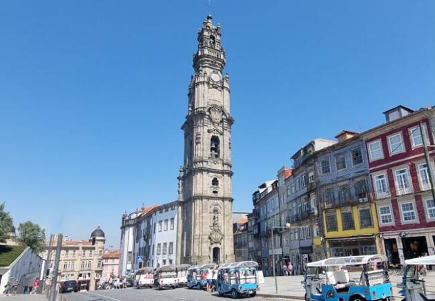Clérigos Church
