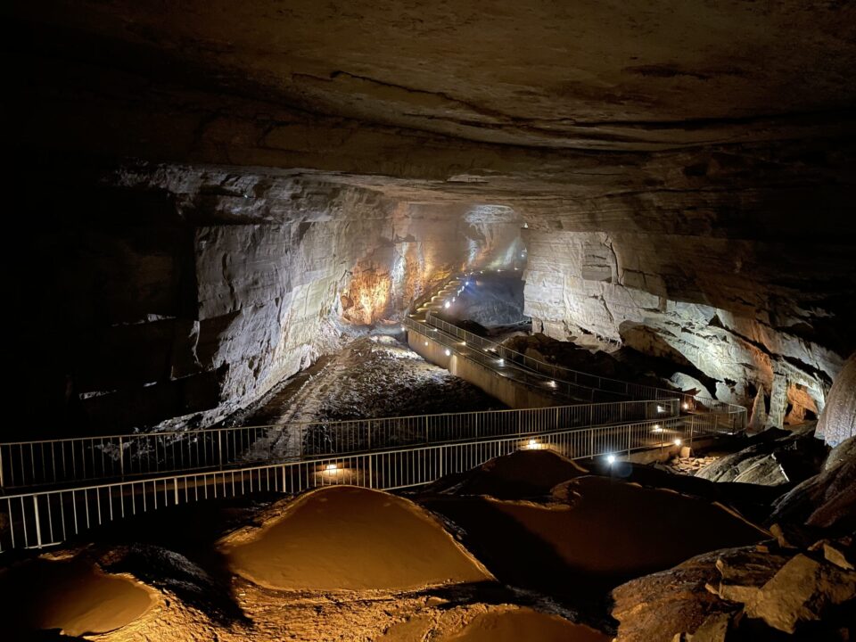 Cathedral Caverns State Park